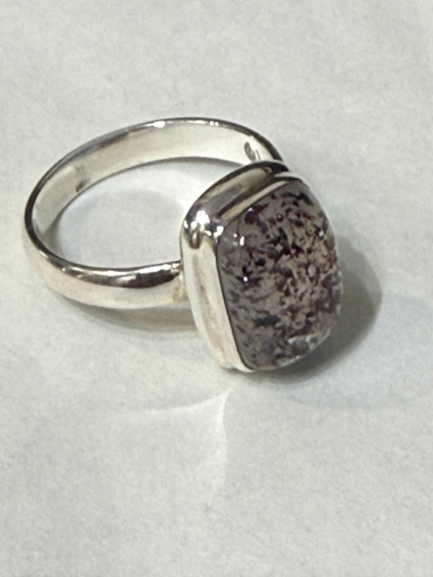 Orire Lucky Quartz Ring, size 8
Fortune • Positive Energy • New Beginnings Crystal Wellness