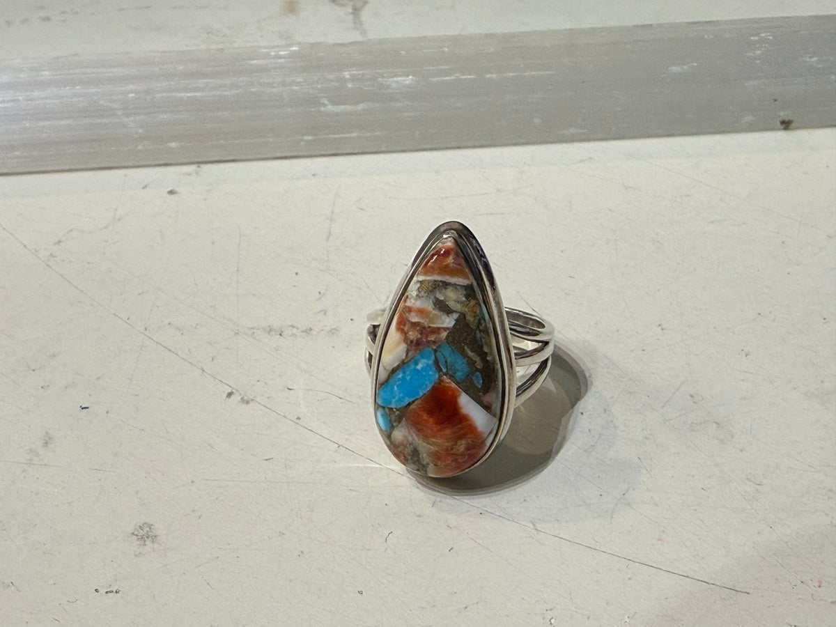 Spiny Oyster Turquoise Ring, size 7.5 Crystal Wellness