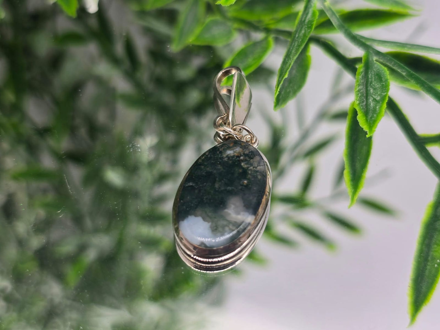 Moss Agate Pendant in 925 Sterling Silver Crystal Wellness