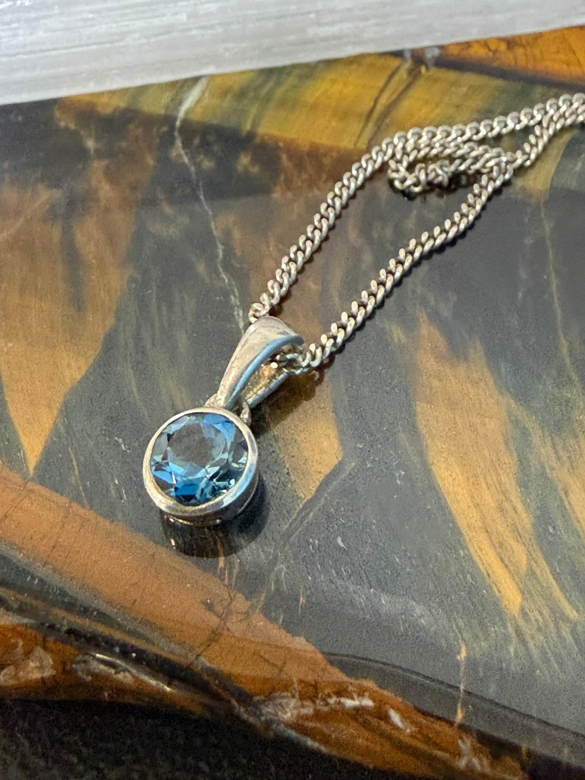 London Blue Topaz – Stone of Clarity & Calm, 10mmx10mm Crystal Wellness