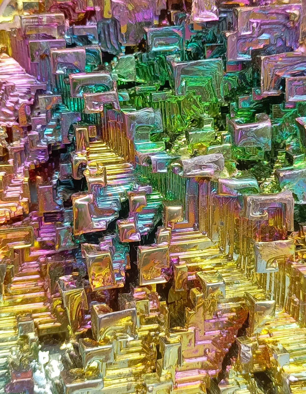 Bismuth Large 9.5x9.5cm Crystal Wellness