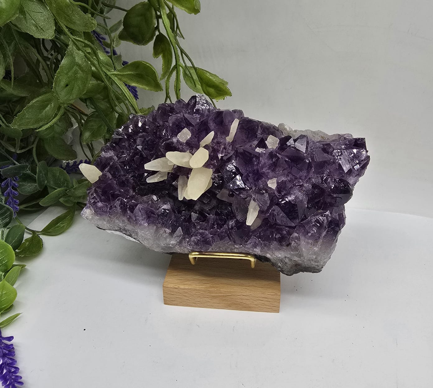 Amethyst with Rare Calcite Point Cluster AAA Grade 926g 15x8x7cm