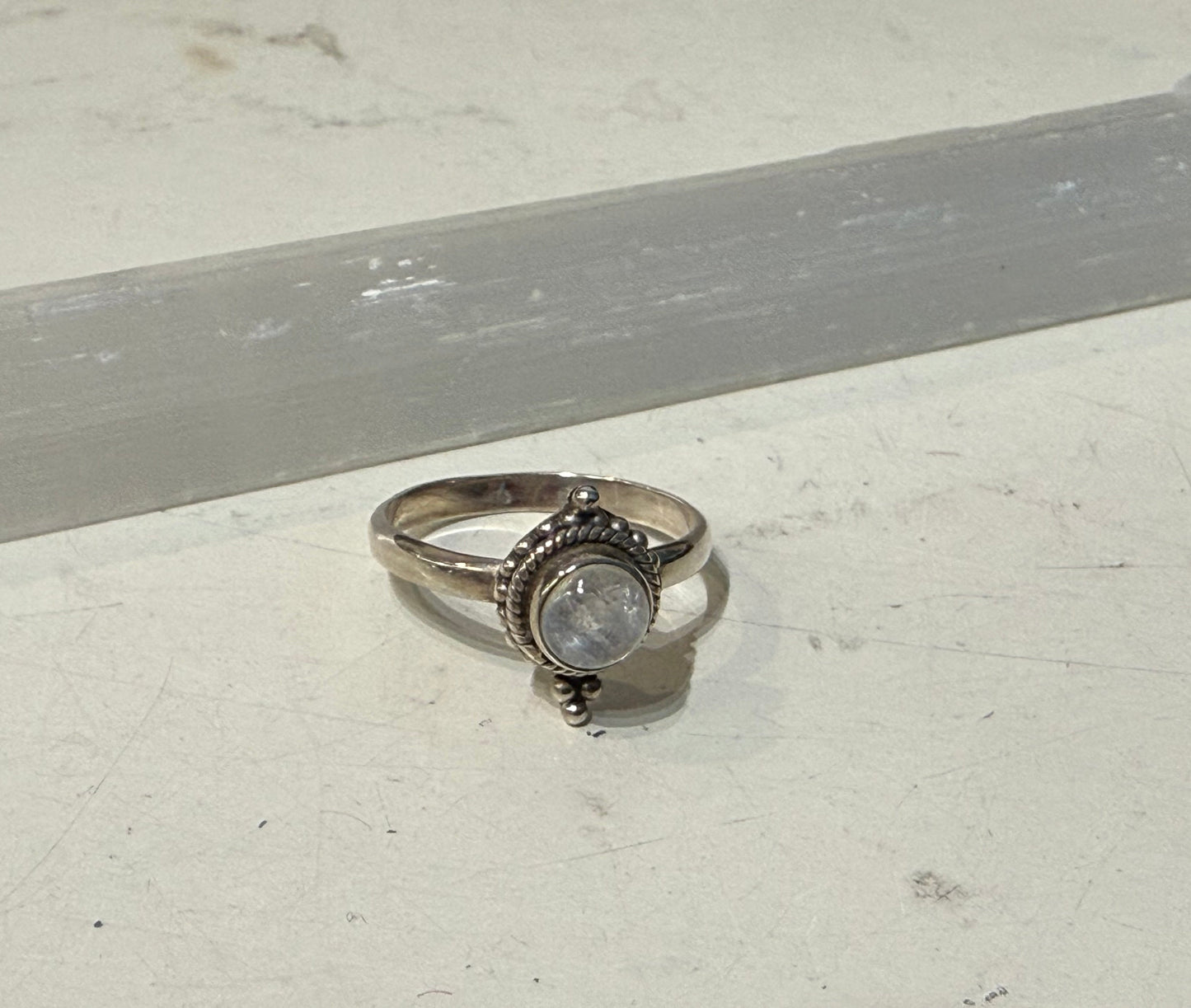Moonstone Ring, size 8
Stone of intuition, feminine wisdom & new beginnings Crystal Wellness