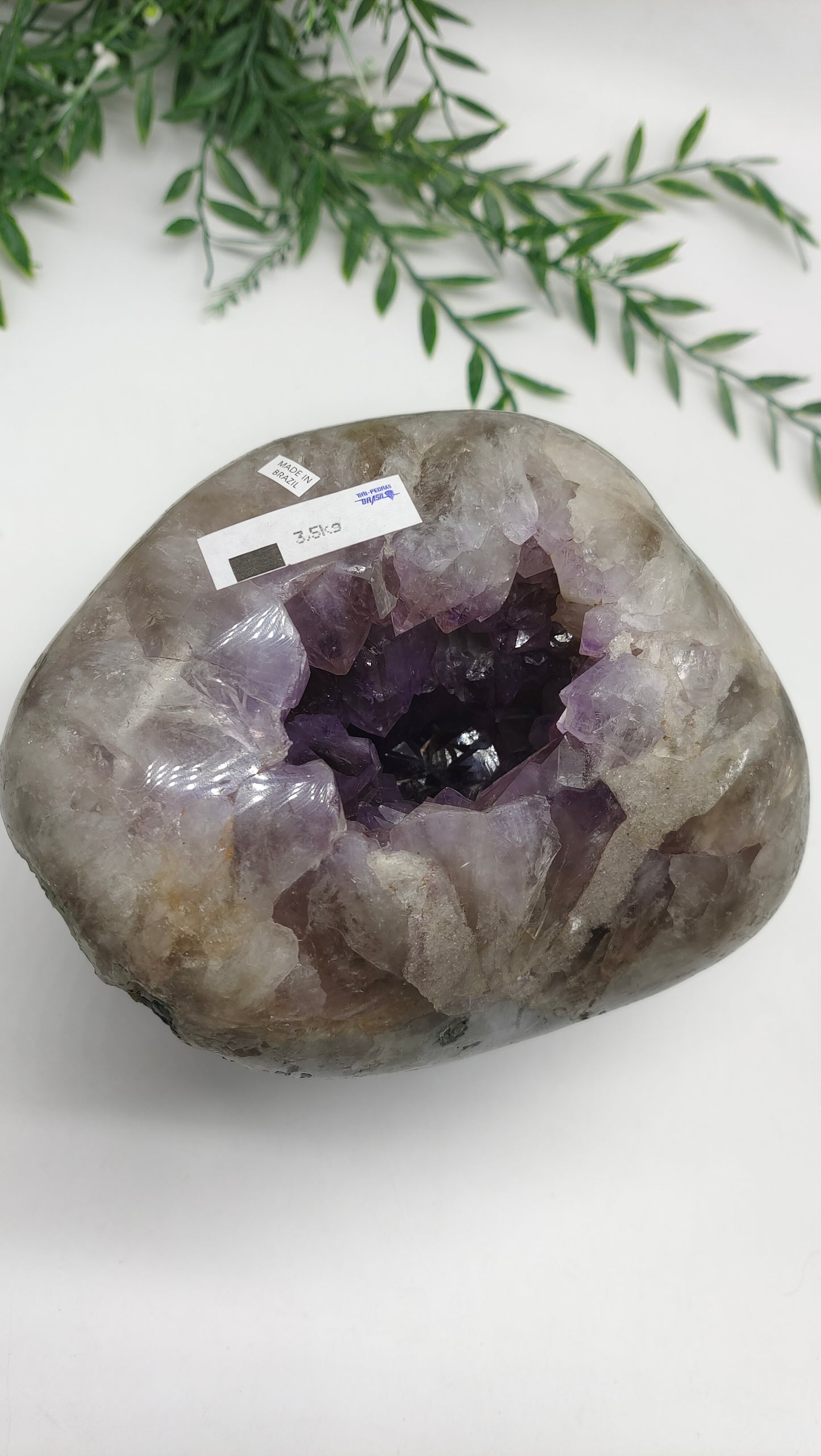 Natural Amethyst Geode 17x14.5x13.5 3.5kg Crystal Wellness
