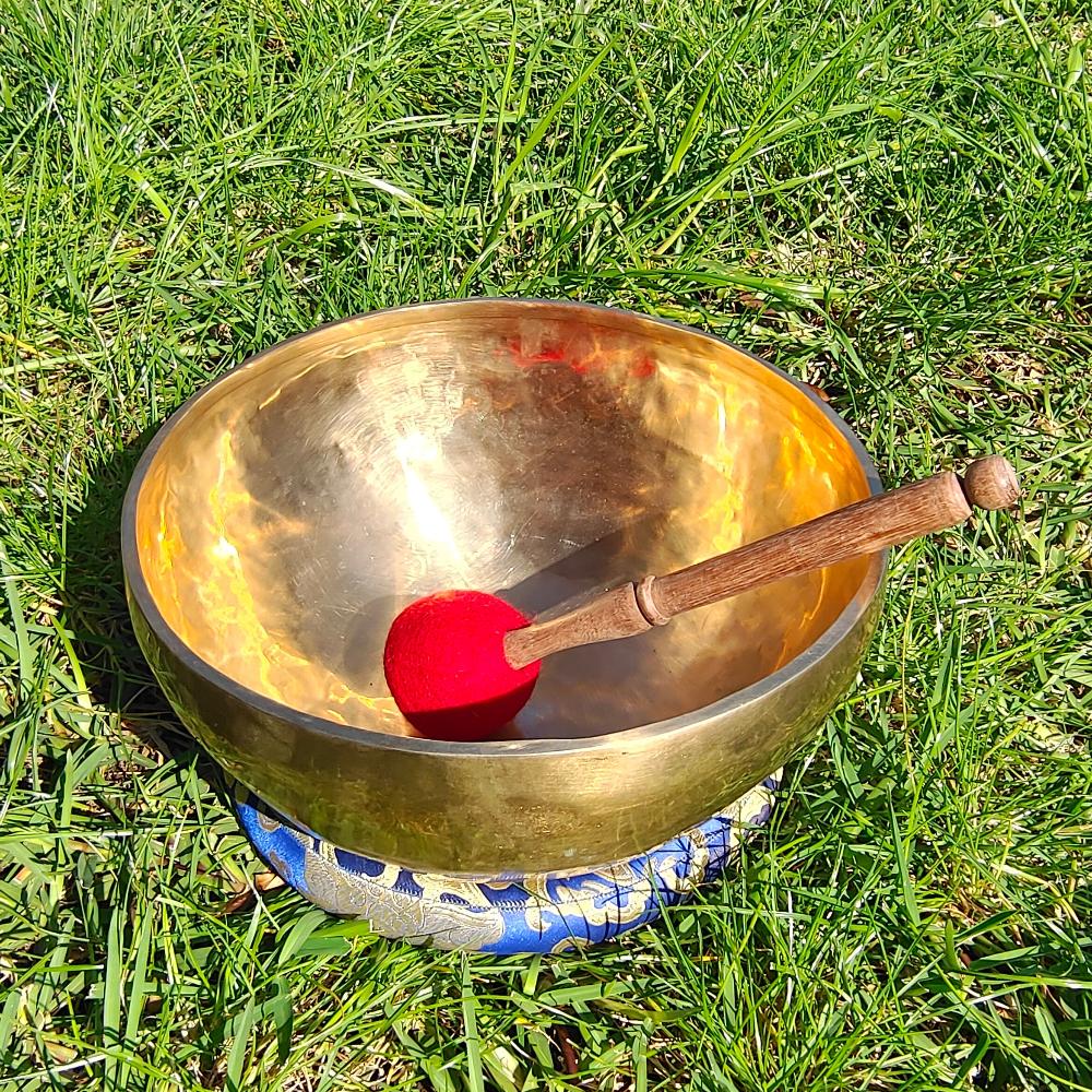 Handmade Sound Energy Healing Singing Bowl with Drumstick and Cushion Crystal Wellness