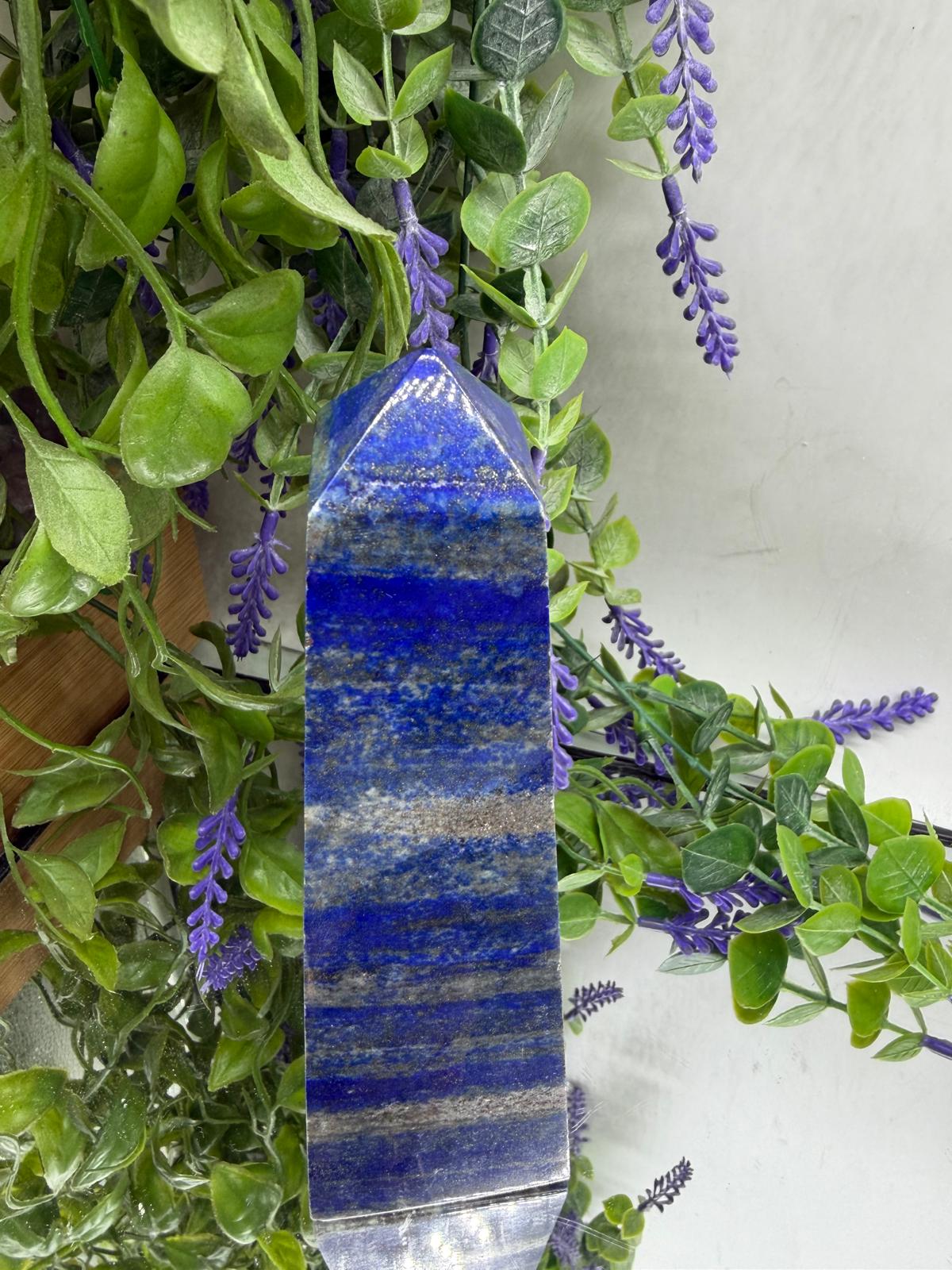 Lapis Lazuli Tower – Wisdom, Truth & Inner Vision 17 x 5 x 5 cm Crystal Wellness