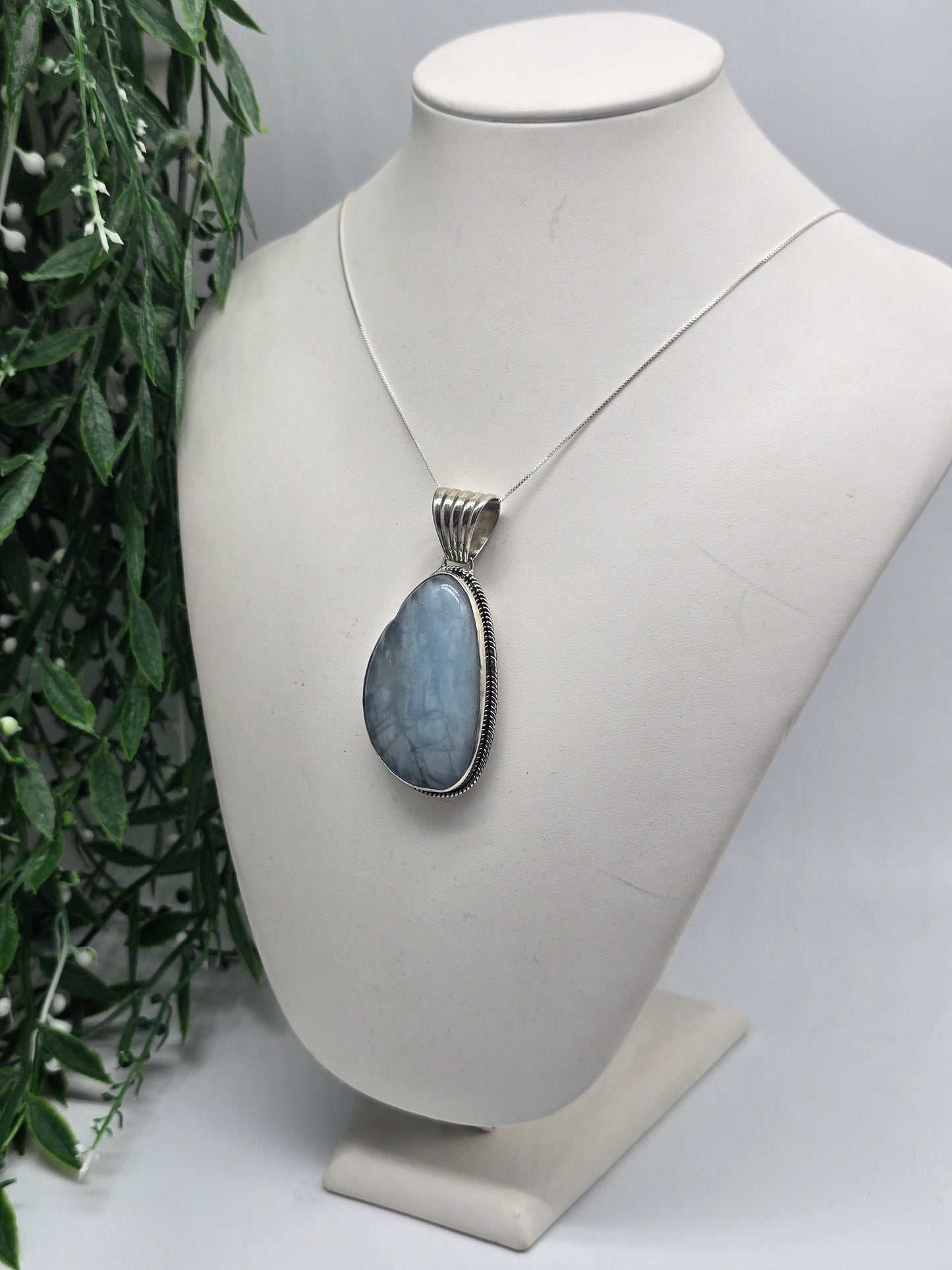 Aquamarine Sterling Silver Pendant – Ocean Calm, Serenity & Inner Peace Crystal Wellness