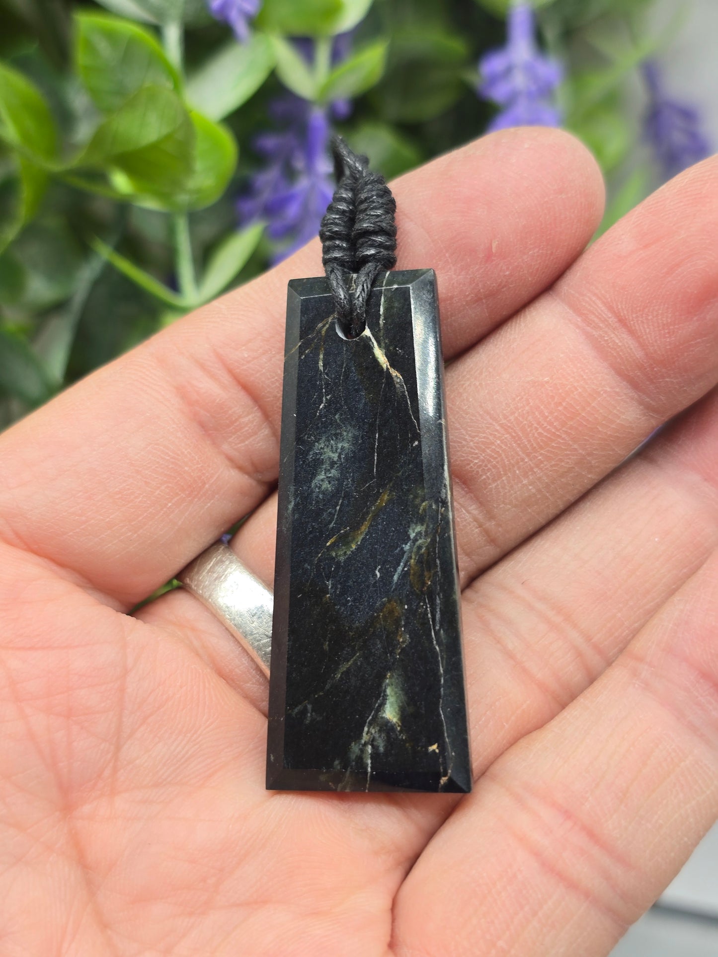 Black Jade – Stone of Protection & Energetic Guardianship