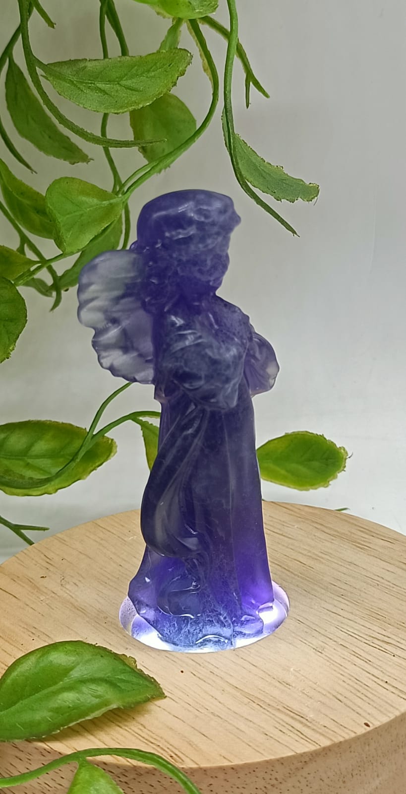 Purple Fluorite Angel 9x4cm

