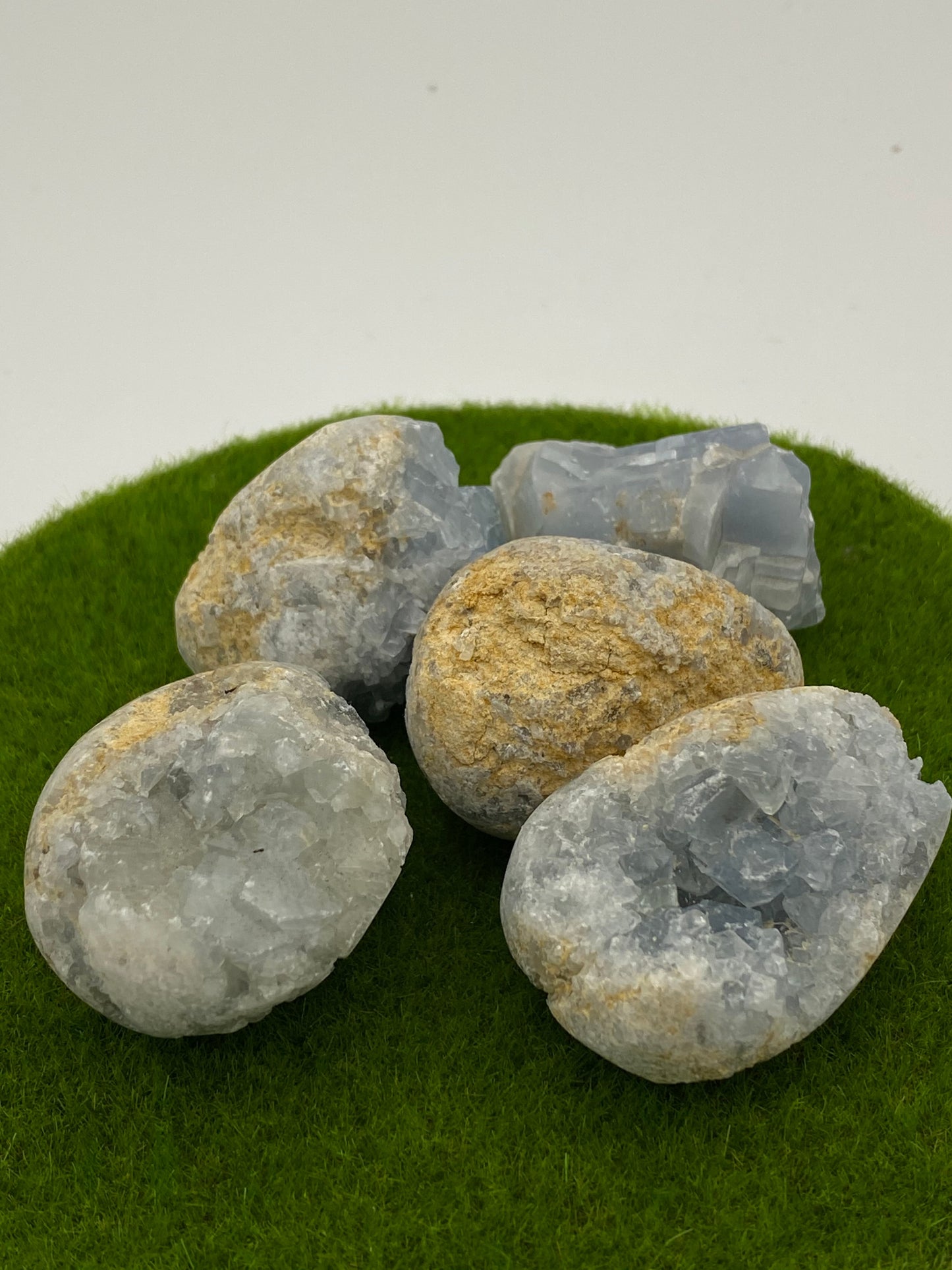 Celestite Raw