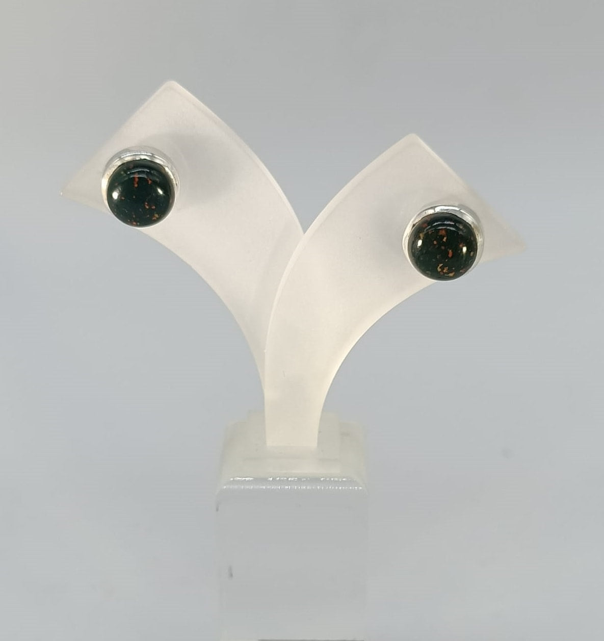 Bloodstone Round 925 Sterling Silver Stud