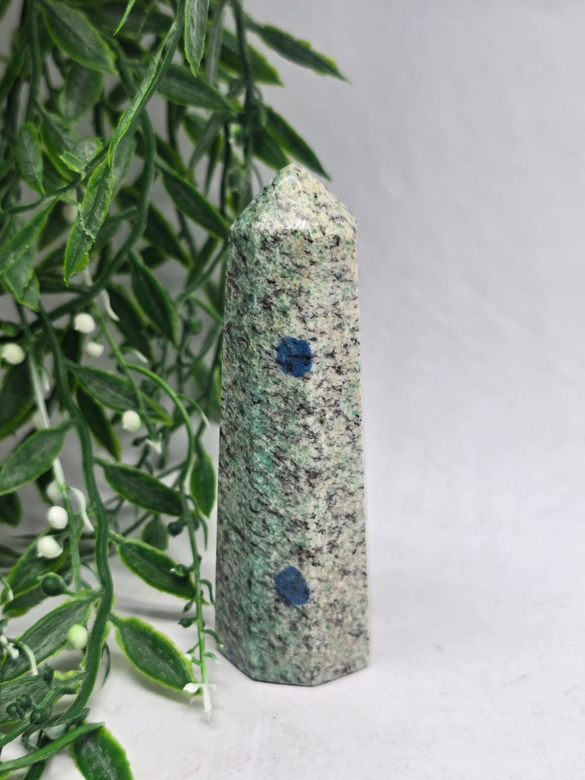 K2 Stone Point Crystal Wellness