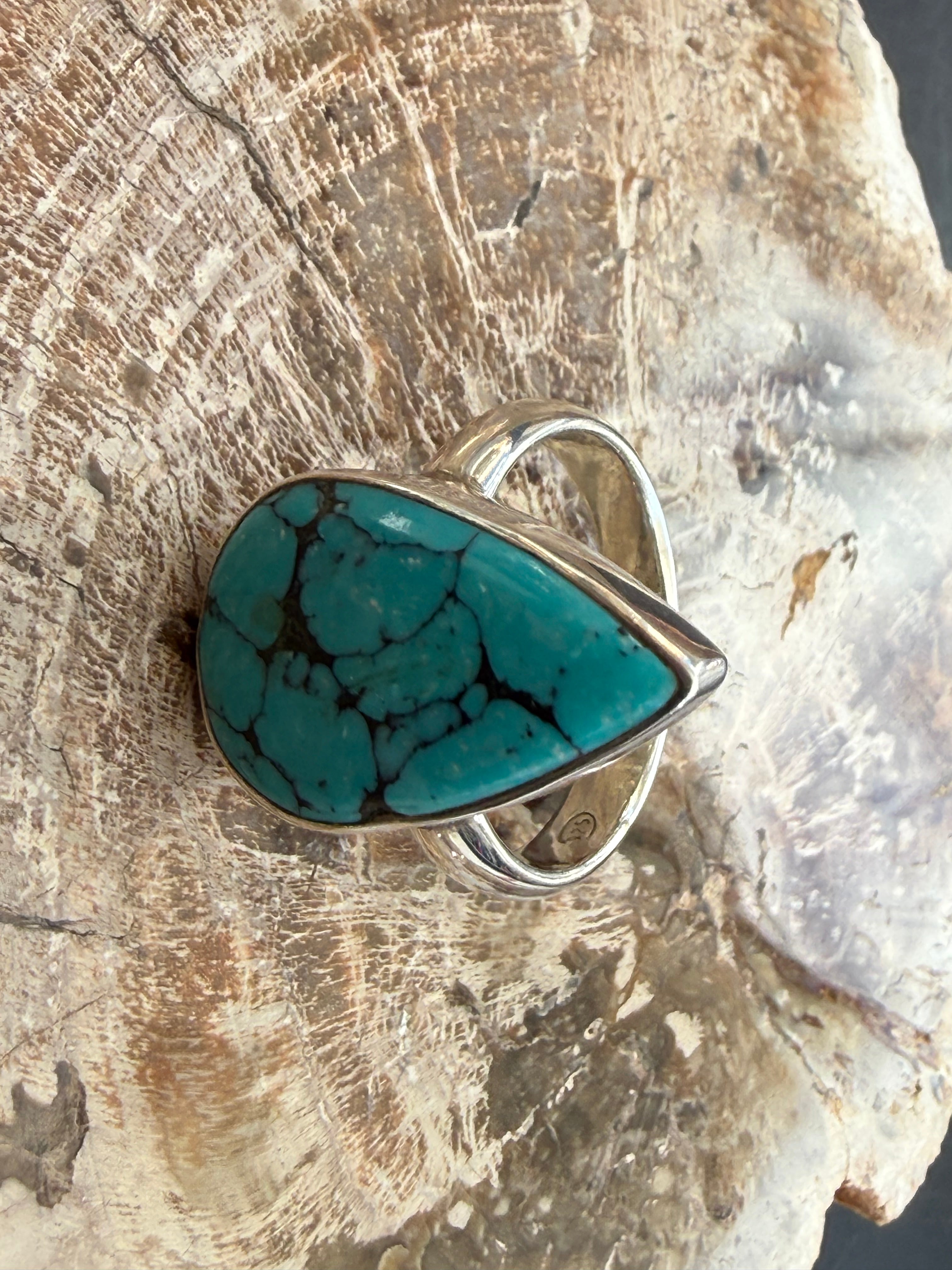 Turquoise Ring, size 8 – Protection, Wisdom & Authentic Expression Crystal Wellness
