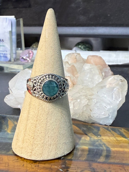 💚 Emerald Filigree Ring — “Heart of Everlasting Love”, size 9 Crystal Wellness