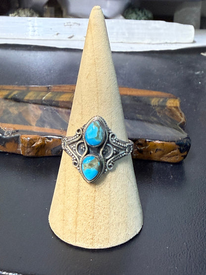 💙 Blue Copper Turquoise Ring, size 11

Oceanic Calm • Emotional Balance • Inner Wisdom Crystal Wellness