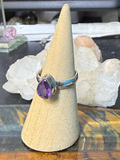 💜 Amethyst Ring — “Crown of Serenity”, size 8 Crystal Wellness