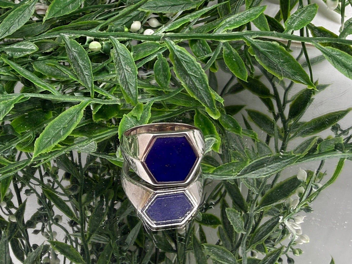 Lapis Lazuli Men’s Ring

A Symbol of Wisdom, Truth & Inner Strength, size 13.5 Crystal Wellness