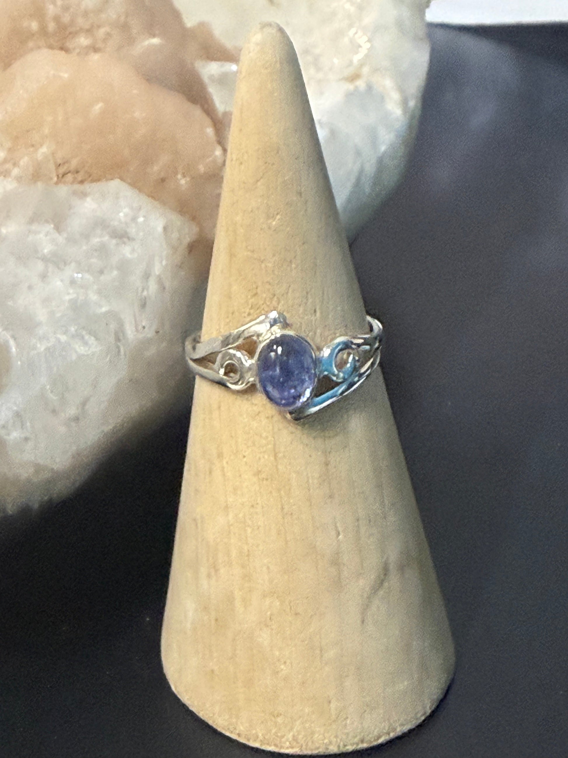 Tanzanite Ring – Size 7

A Radiant Stone of Intuition, Transformation & Divine Insight Crystal Wellness