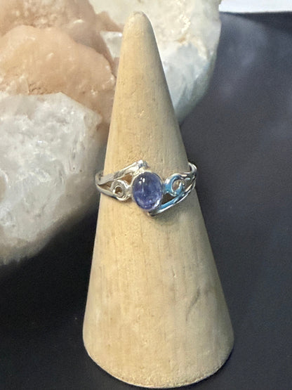 Tanzanite Ring – Size 7

A Radiant Stone of Intuition, Transformation & Divine Insight Crystal Wellness