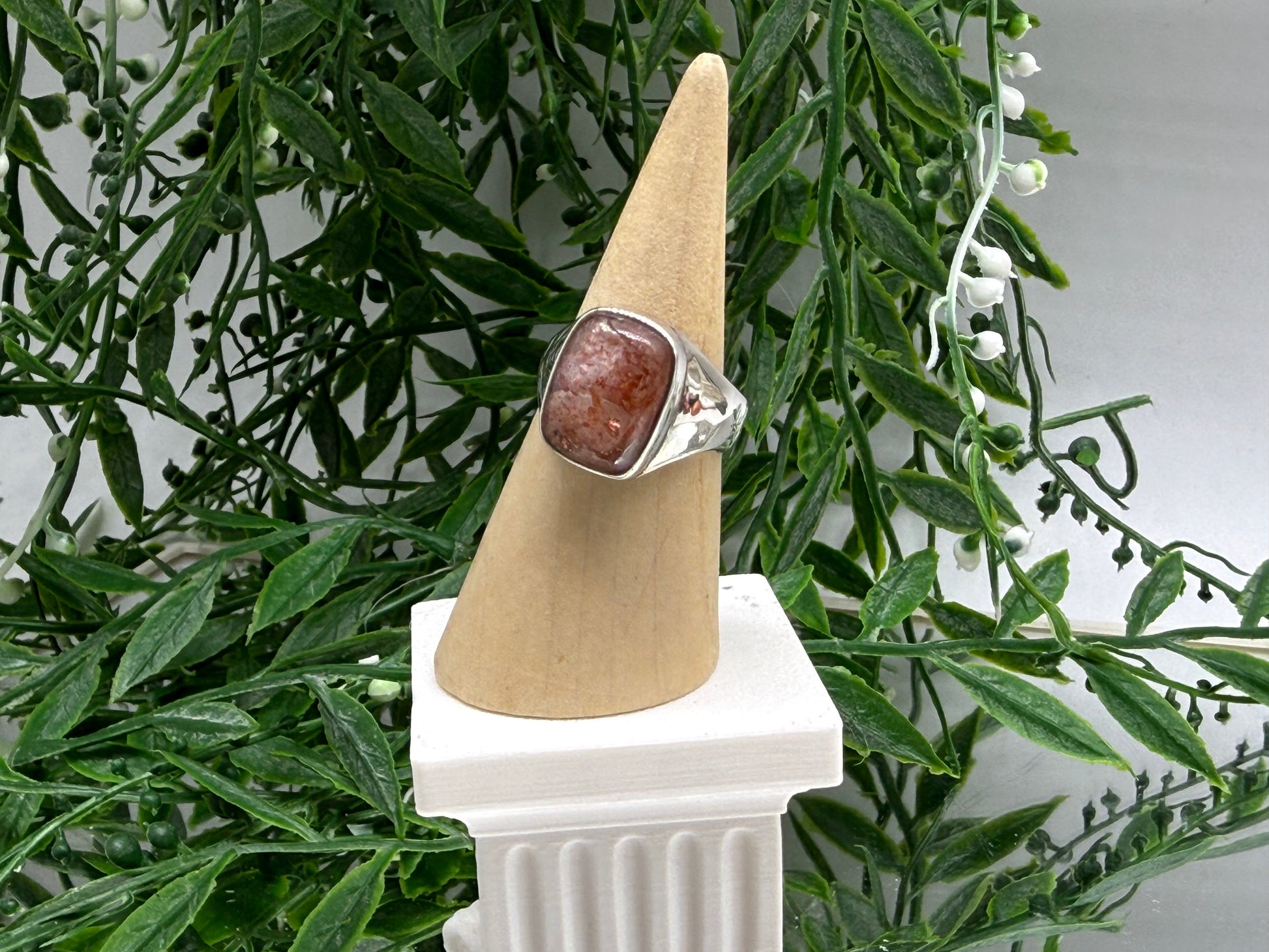 Sunstone Sterling Silver Men’s Ring, Size 8.5 Crystal Wellness