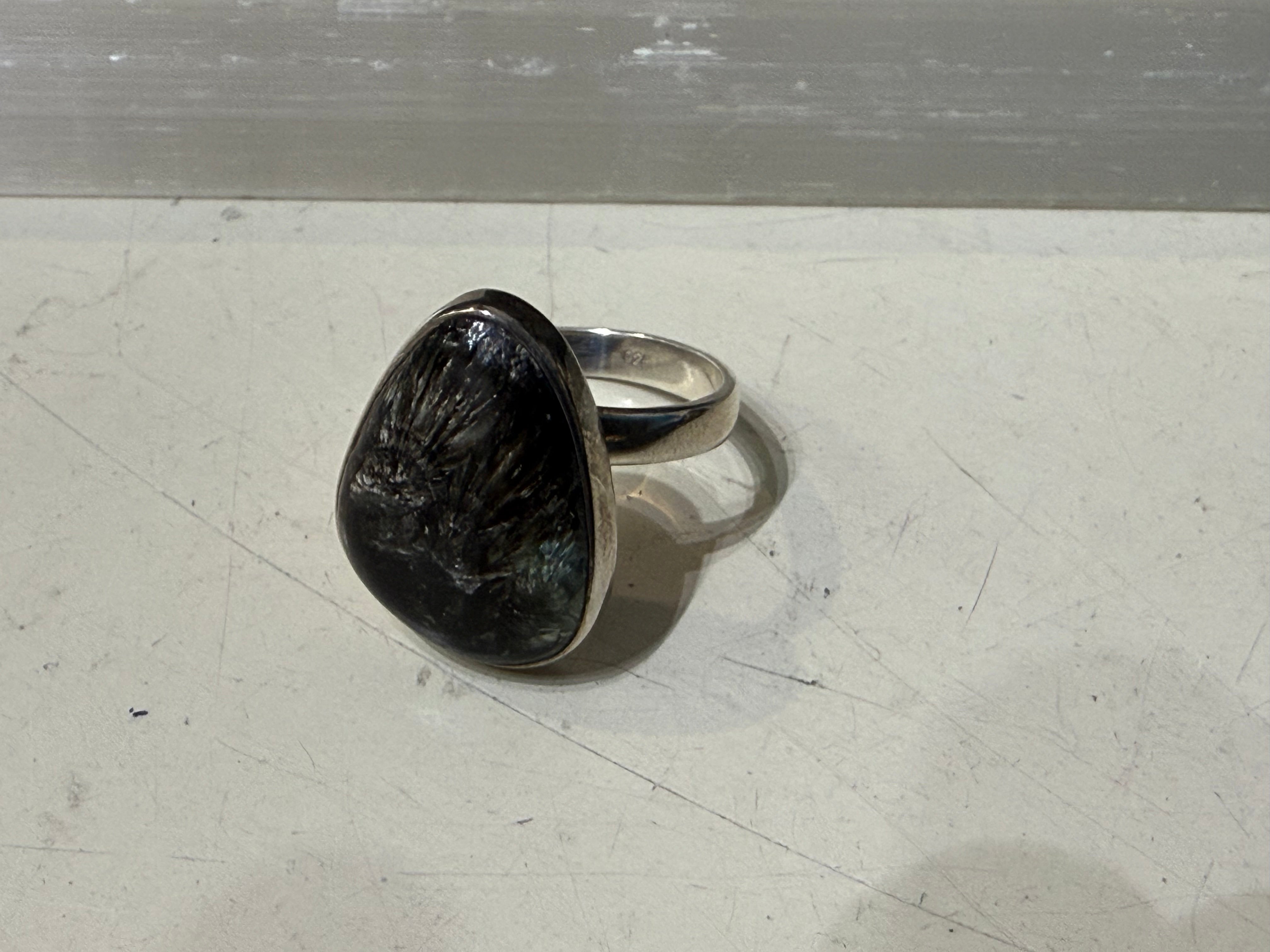 Golden Seraphinite Ring, size 7.5 adjustable – Wings of Light & Divine Alignment Crystal Wellness
