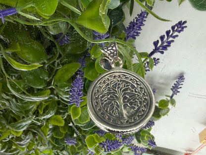 🌳 Tree of Life Pendant — Roots, Growth & Abundance, 25mmx25mm Crystal Wellness