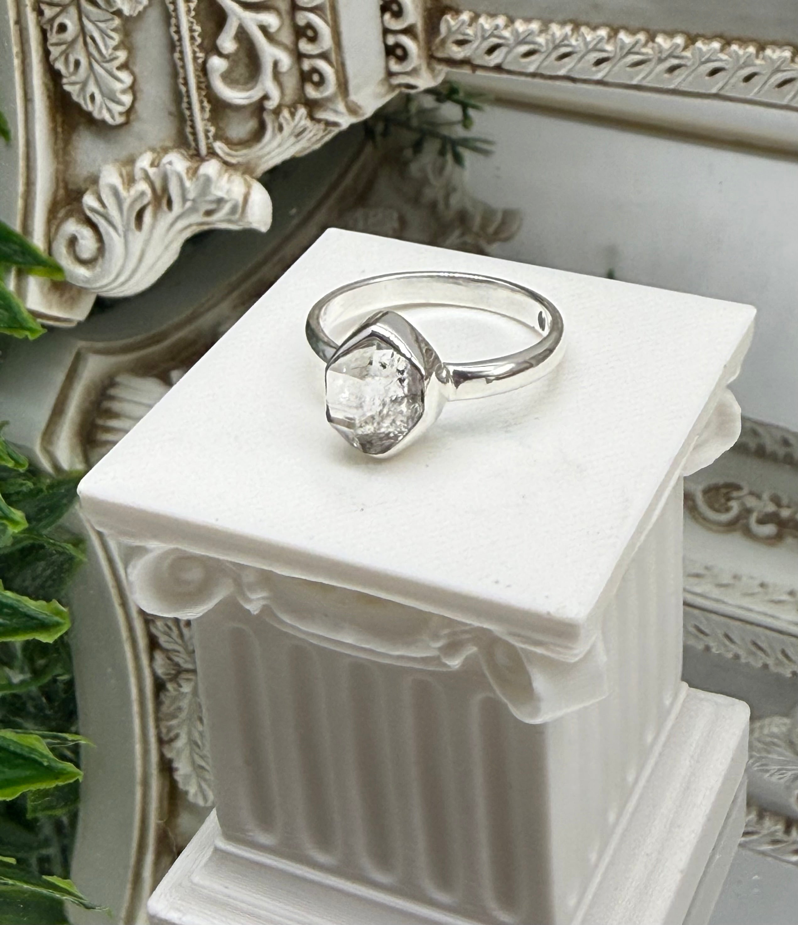 Herkimer Diamond Ring – 925 Sterling Silver - Size 8 Crystal Wellness