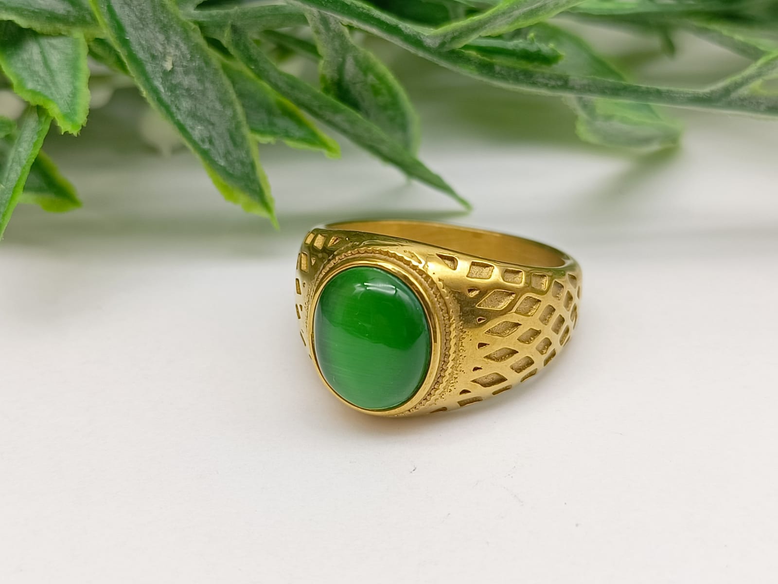 Green Cat's Eye Titanium Gold Plated Ring Size 9 US Crystal Wellness