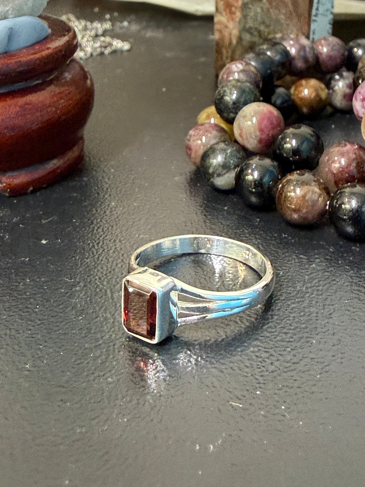 Garnet Faceted Ring, size 8
Stone of Passion, Vitality & Abundance Crystal Wellness