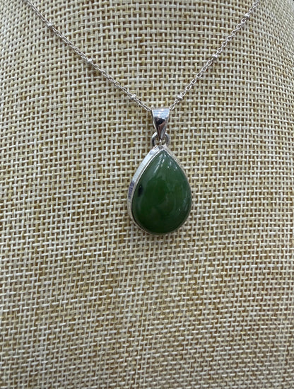 Nephrite Jade Pyramid 593g 85mm x 85mm Crystal Wellness