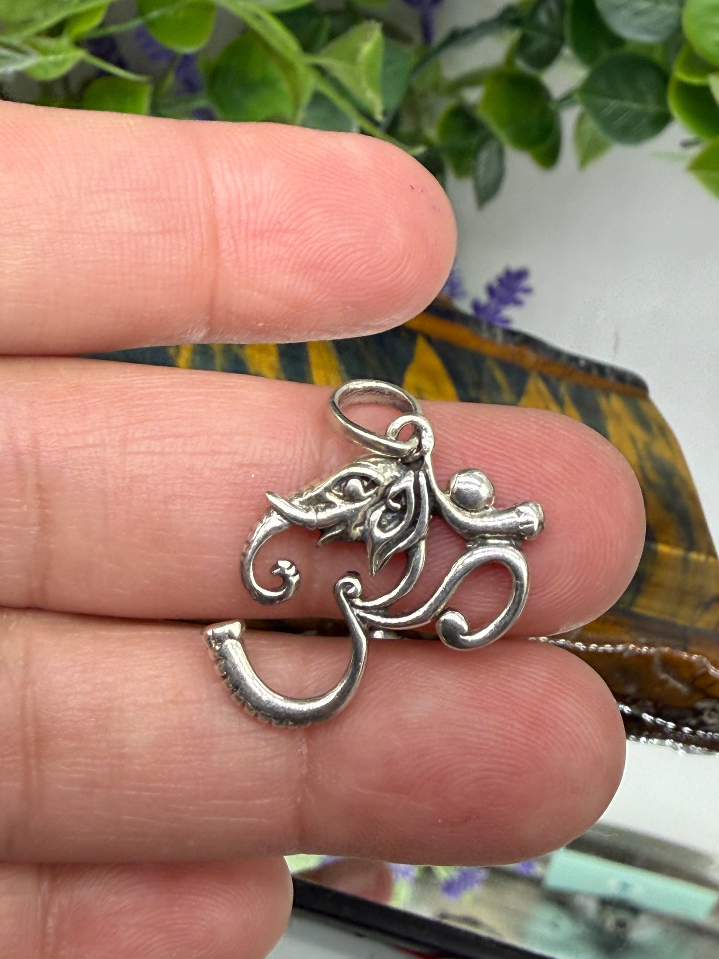 ✨ Om (ॐ) Sterling Silver Pendant — Sacred Sound & Inner Peace, 27mmx19mm Crystal Wellness