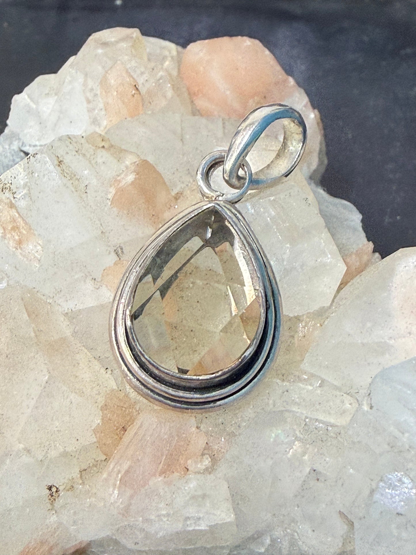 Smokey Citrine Merkaba Pendant — Grounded Light & Sacred Alignment, 29mmx20mm Crystal Wellness