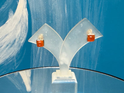 Carnelian Stud Earrings – Confidence, Vitality & Creative Energy Crystal Wellness