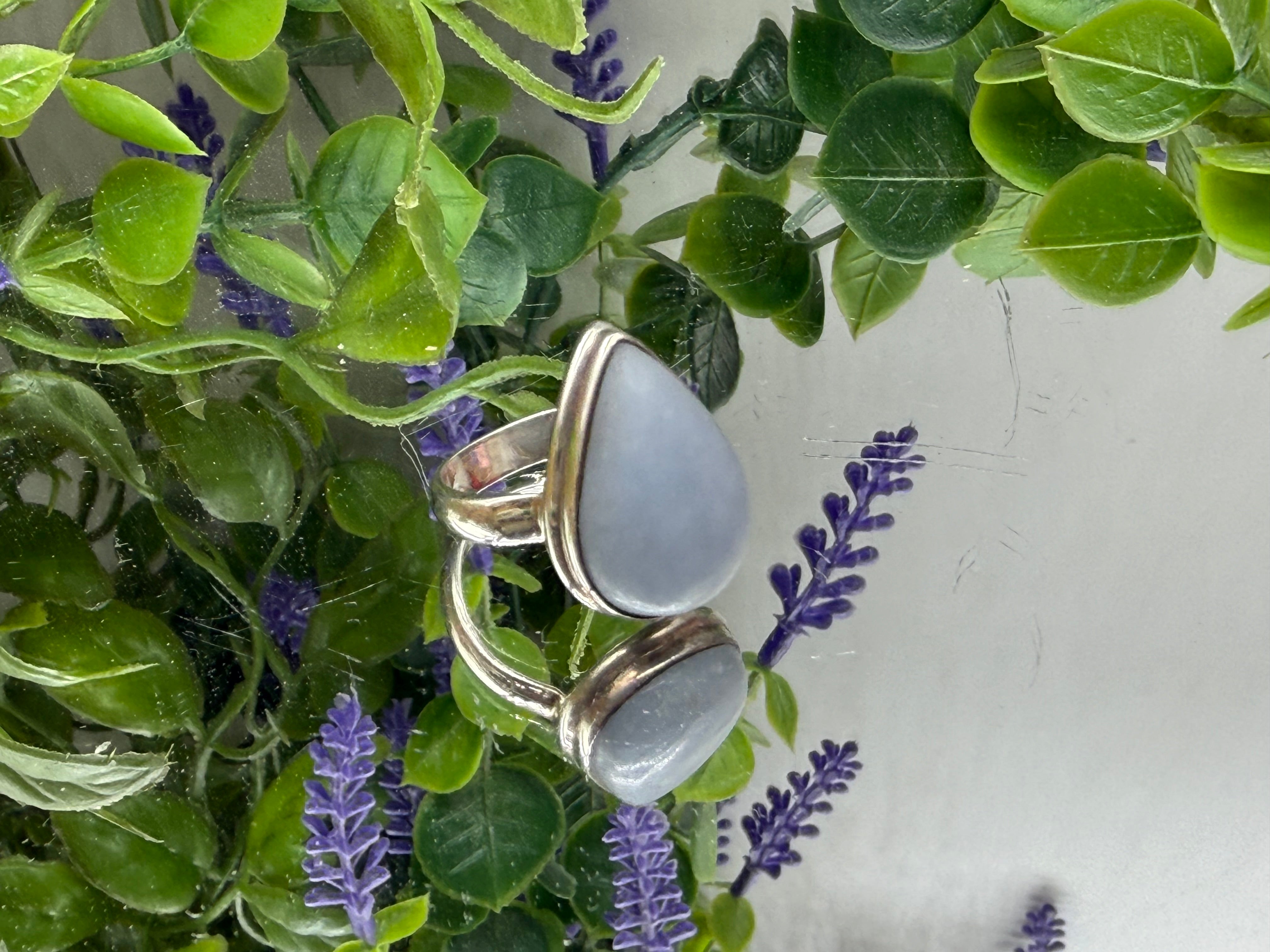 🤍 Angelite Ring — Heavenly Peace & Gentle Connection, size 7.5 Crystal Wellness