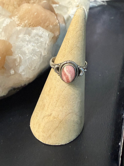 Rhodochrosite Ring – Size 6
Love, Compassion & the Courage to Shine Crystal Wellness