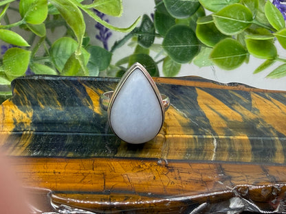 🤍 Angelite Ring — Heavenly Peace & Gentle Connection, size 7.5 Crystal Wellness