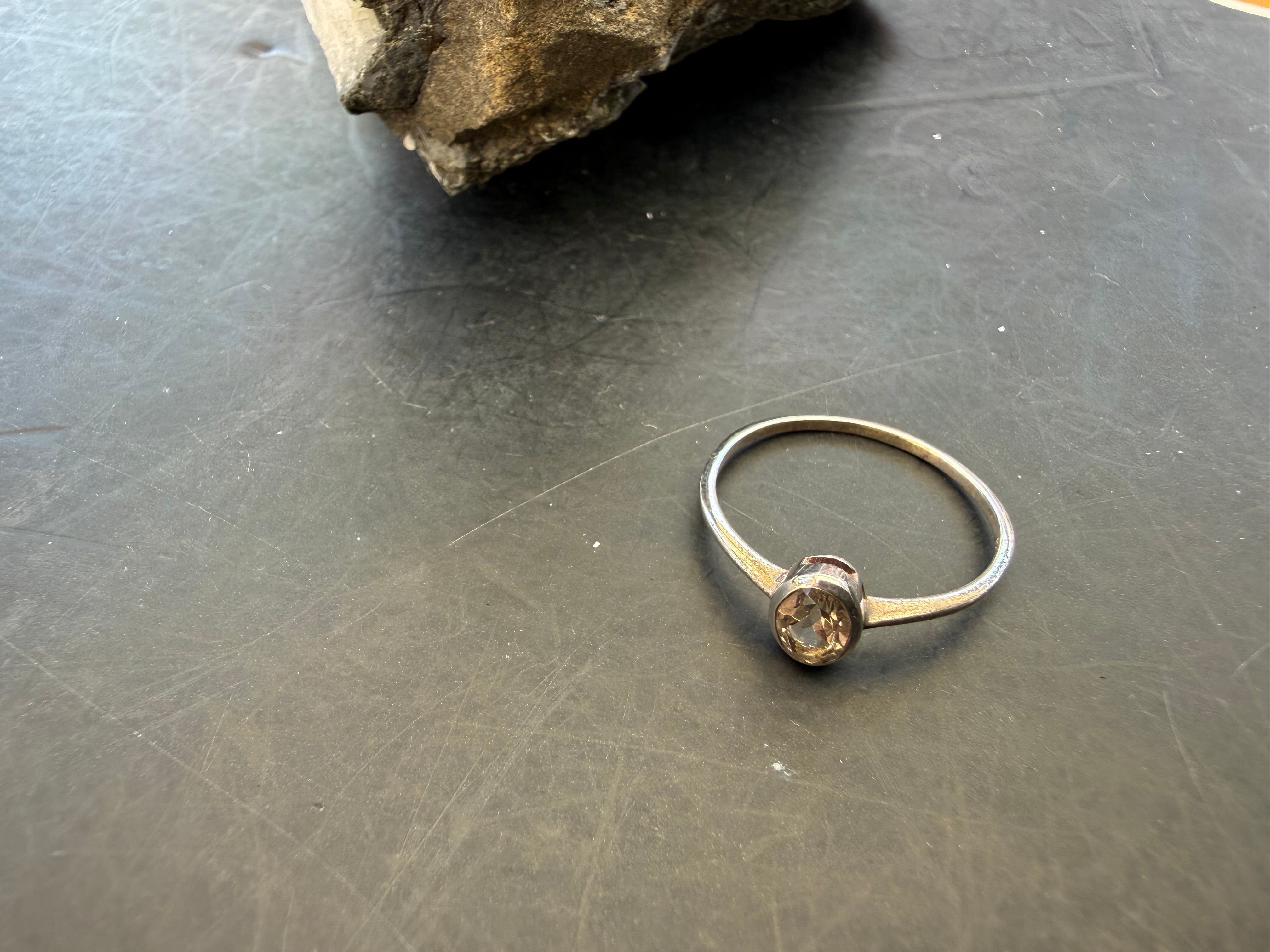 Smokey Quartz Ring — Grounding Light & Protective Calm Crystal Wellness