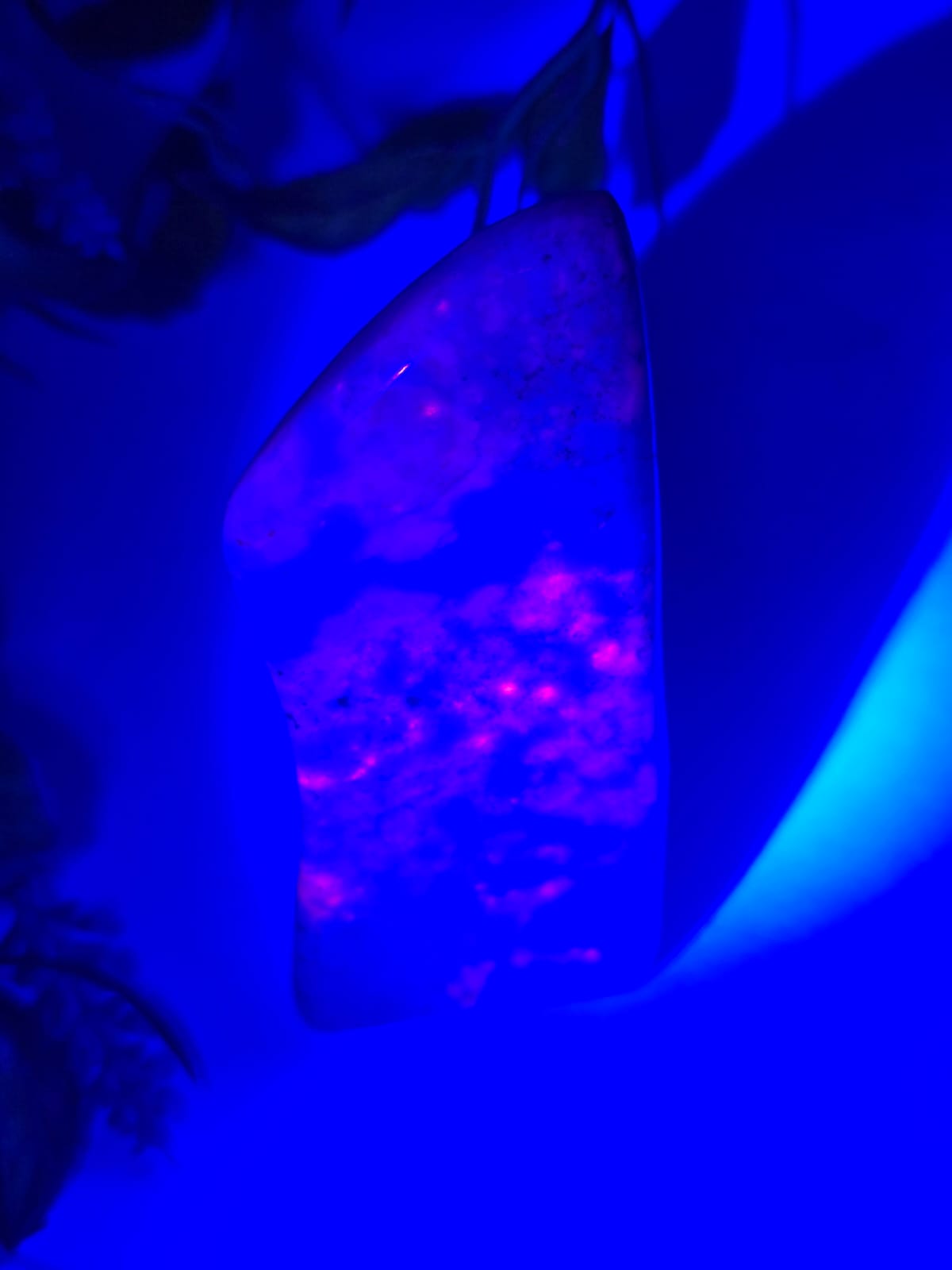 Hackmanite Raw Specimen 162g Crystal Wellness