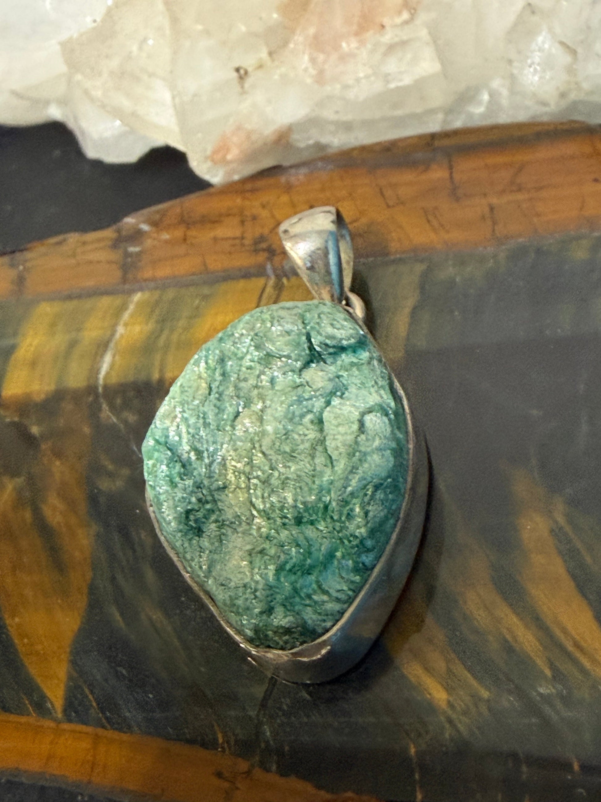 Fuchsite Healing Heart Pendant, 30mmx20mm Crystal Wellness