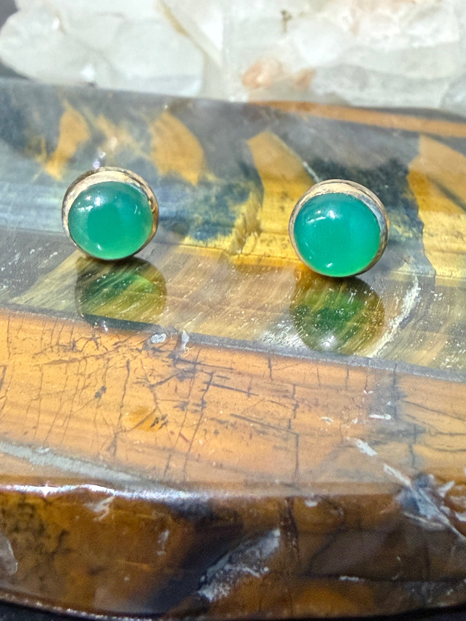 Green Onyx Stud Earrings – Strength, Growth & Emotional Balance, 7mmx7mm Crystal Wellness