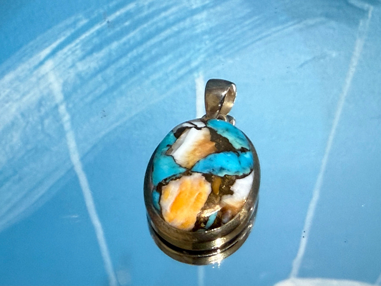 Spiny Oyster Turquoise Pendant — Vibrant Strength & Sacred Protection, 27mmx20mm Crystal Wellness