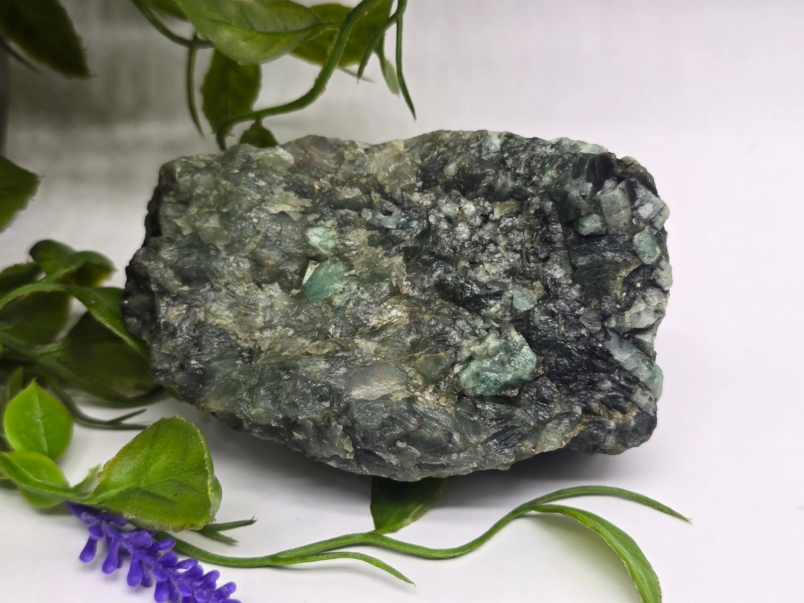 Emerald 363g Crystal Wellness