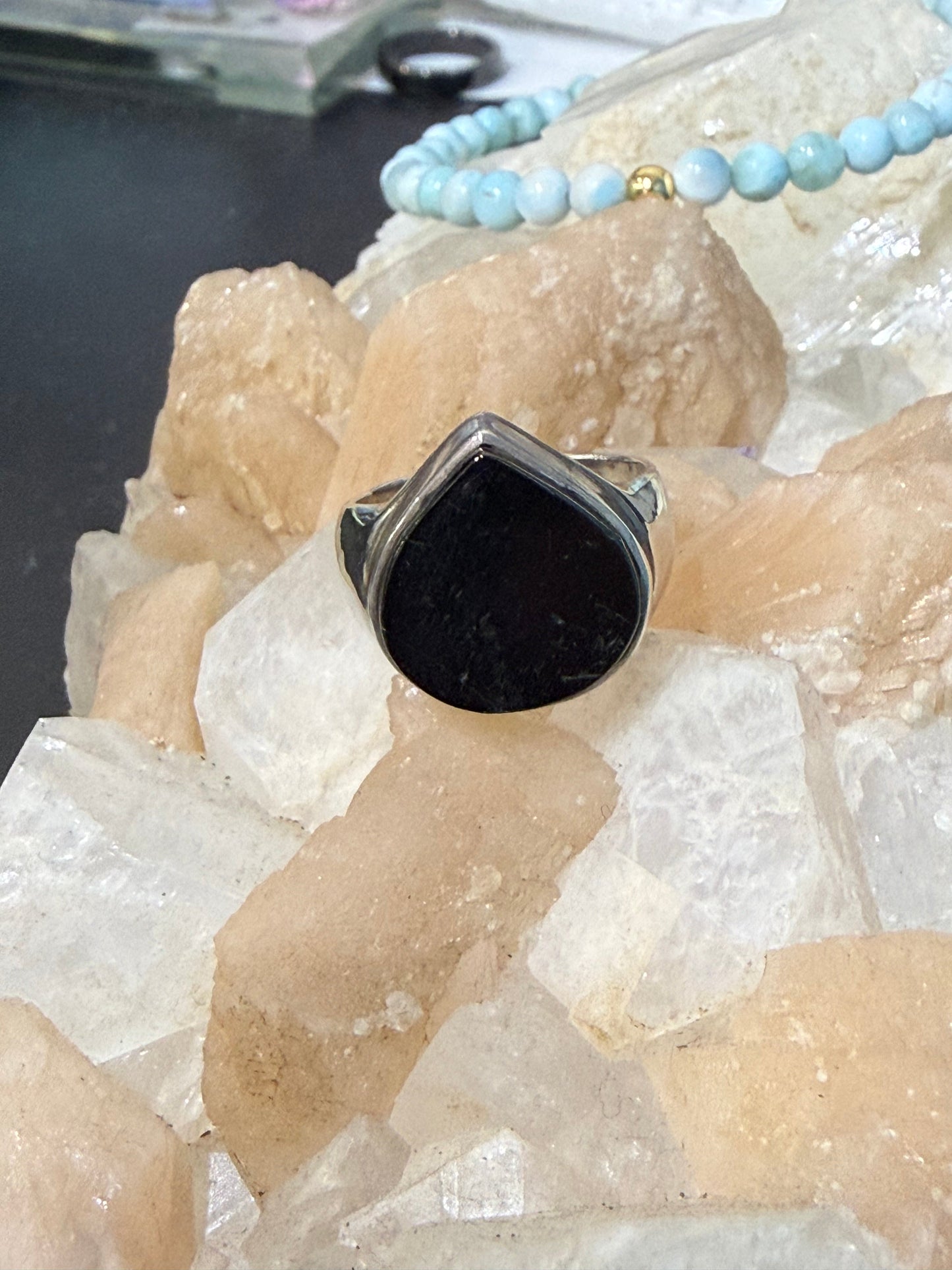 Shungite Ring, size 7.5 – The Stone of Protection & Grounding Crystal Wellness