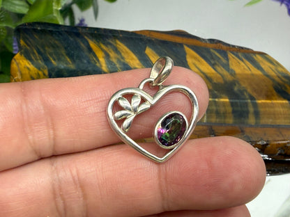 💜 Mystic Topaz Heart Silver Pendant — Love, Transformation & Inner Radiance,21mmx18mm Crystal Wellness