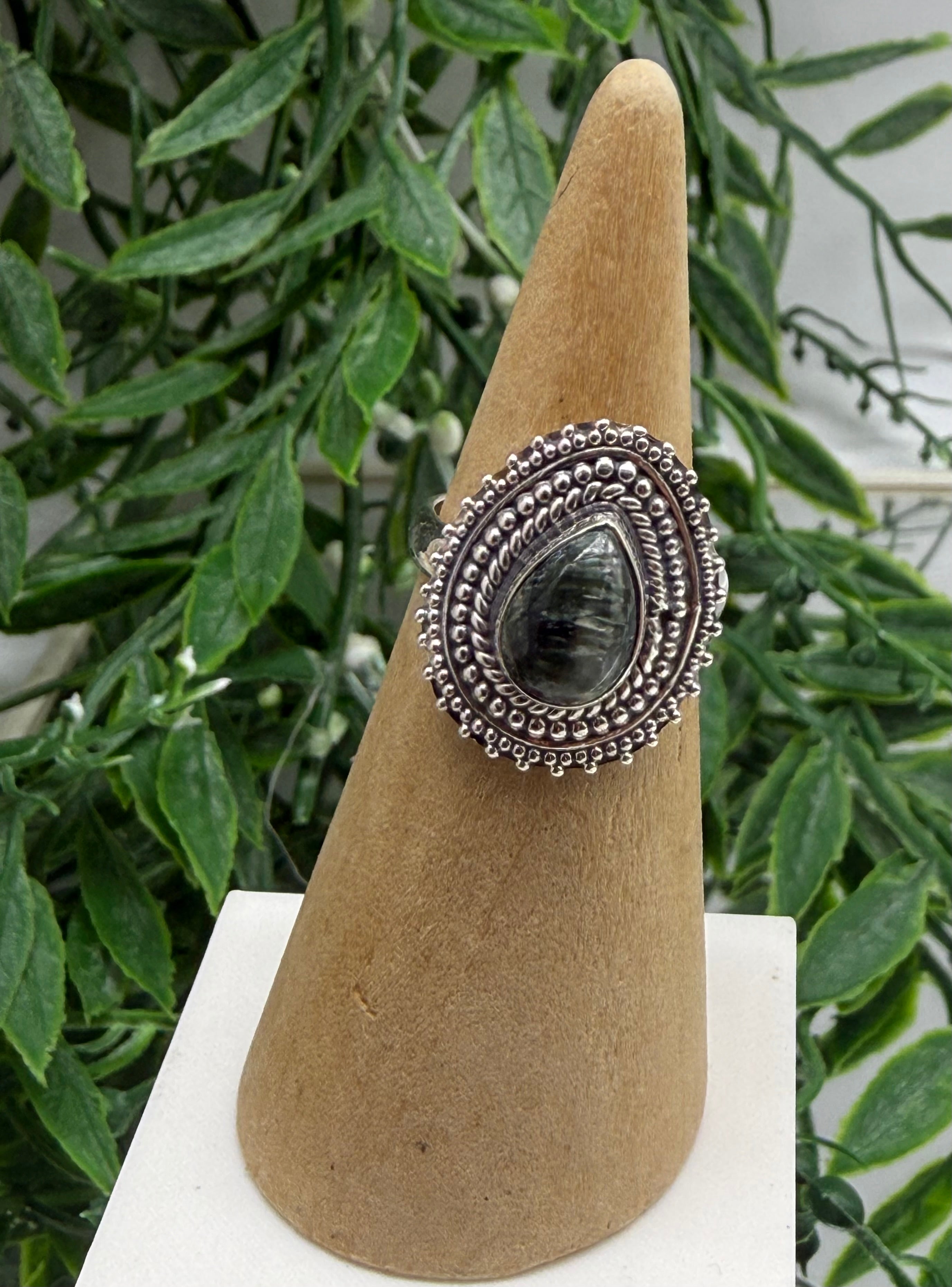 Seraphinite Sterling Silver Ring – 11x6 mm, Size 5.5 Crystal Wellness