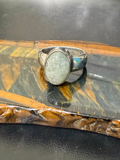 Green Phantom Quartz Ring, size 9

Growth • Transformation • Renewal • Abundance Crystal Wellness