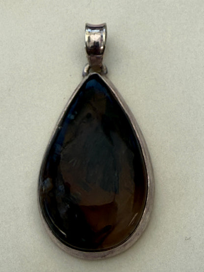 Earth’s Harmony Tube Agate Pendant 34mmx18mm Crystal Wellness