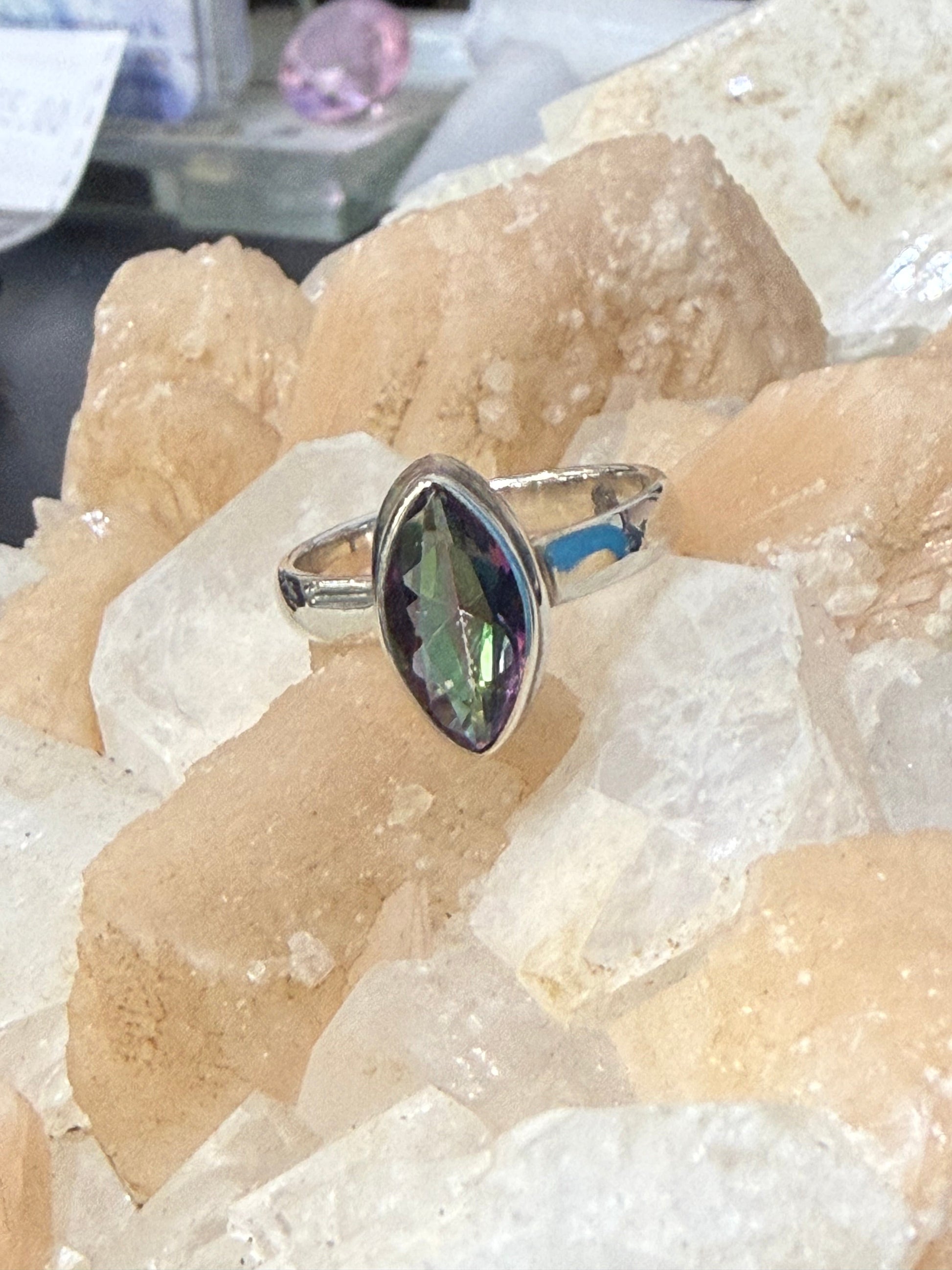 Mystic Topaz Ring – Radiance of Transformation Crystal Wellness