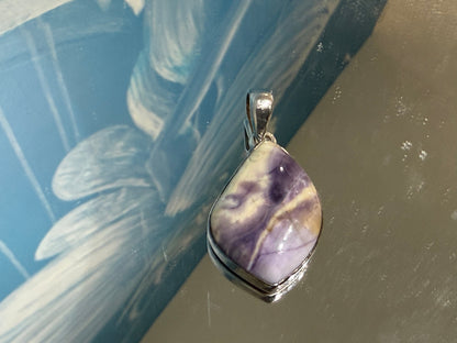 Tiffany Stone Pendant – The Stone of Truth & Inner Wisdom,30mmx22mm Crystal Wellness