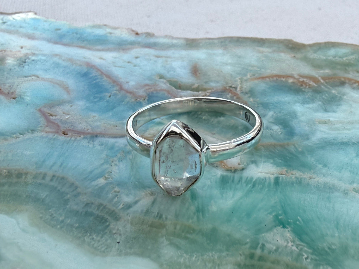 Herkimer Diamond Ring – Stone of Clarity, Amplification & Spiritual Awakening, size 6.5 Crystal Wellness